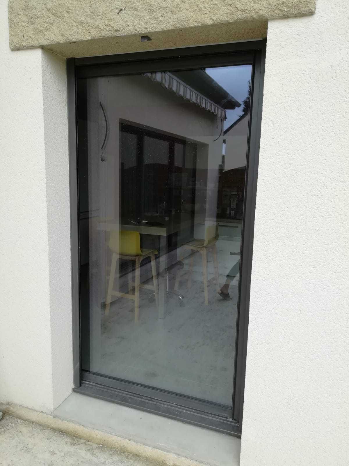 Construction pose baie vitrée coulissante, baie fixe et fenêtre cintrée alu