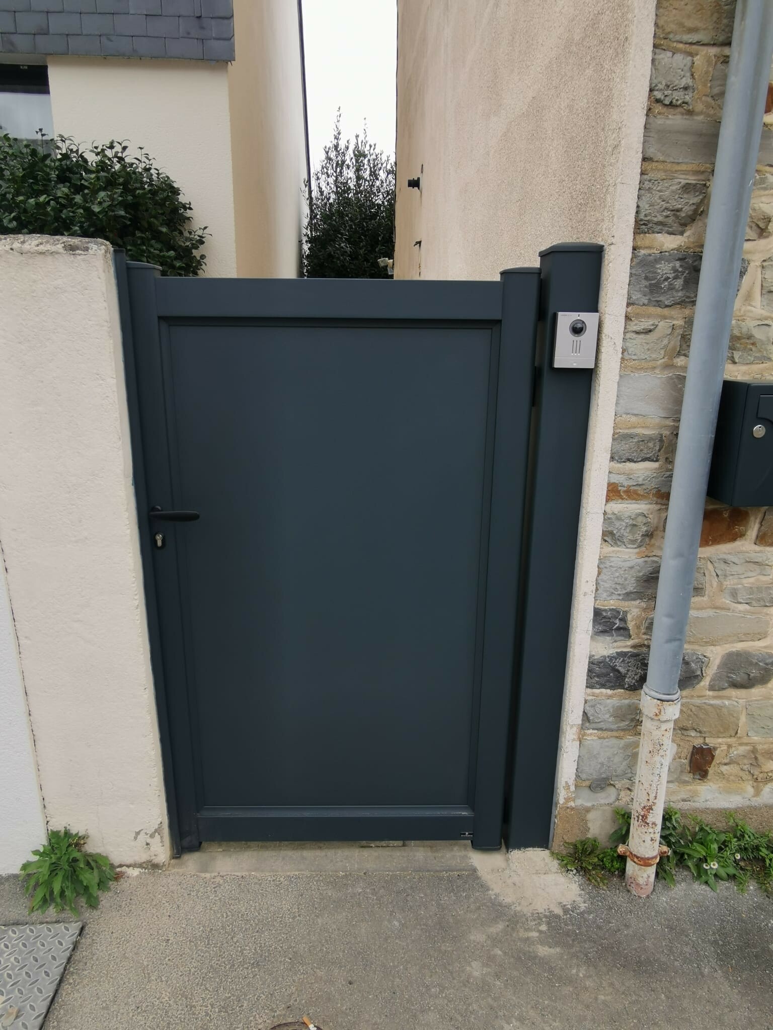 Visiophone Avec Ouverture Portail Et Portillon Portillon et portail aluminium avec visiophone - Rennes